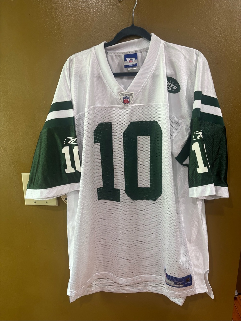 Reebok NFL New York Jets Chad Pennington #10 White On Field Jersey Size XL